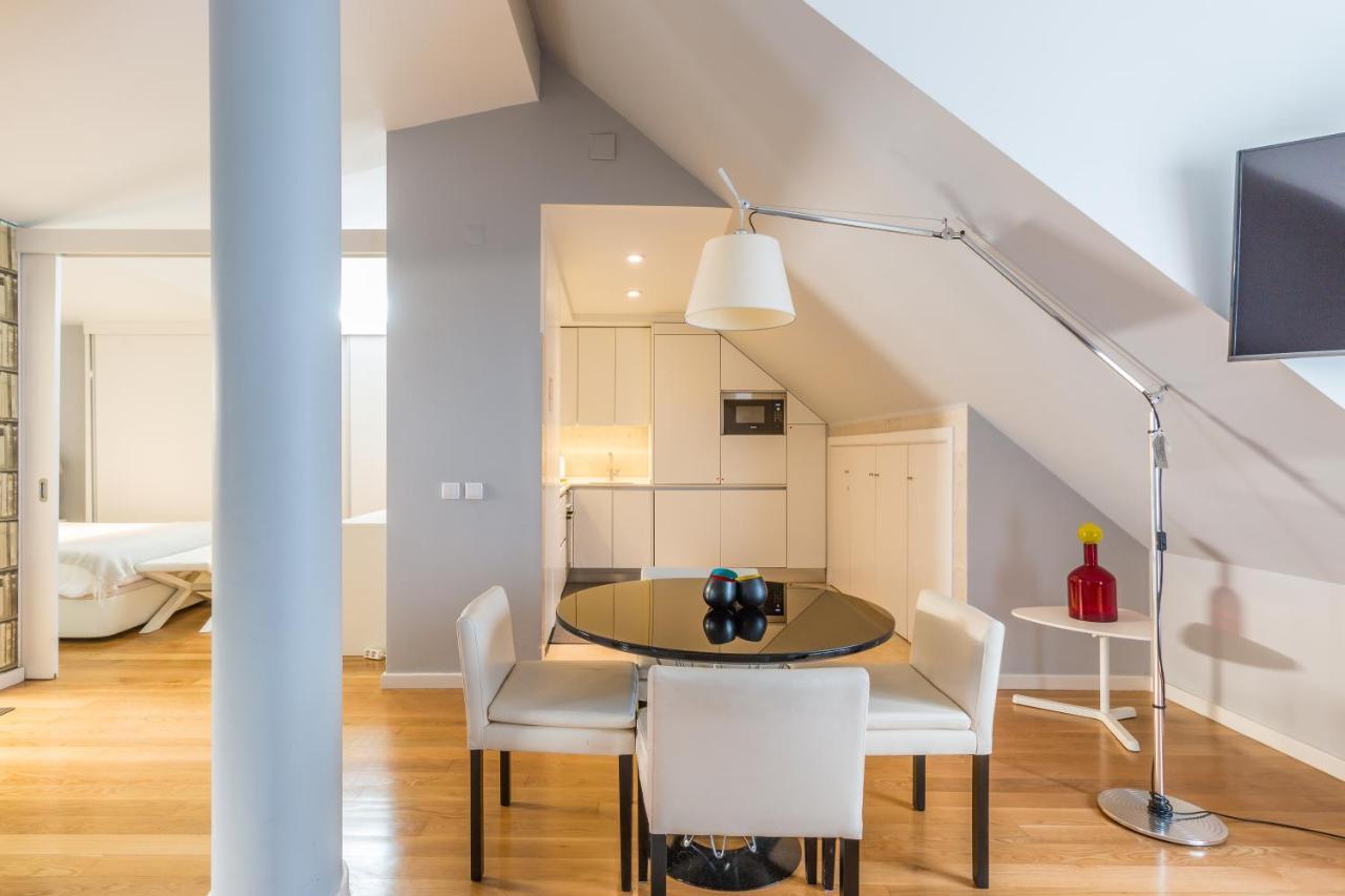 Flh Baixa-Chiado Library Loft Apartment Lisboa Ngoại thất bức ảnh